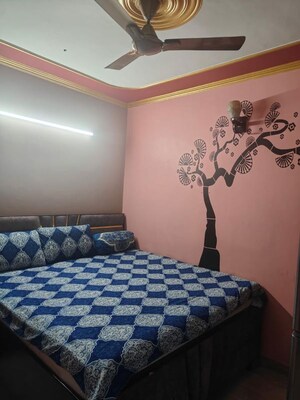 Bedroom in 2 BHK Apartment at Jawahar Park – for Rent