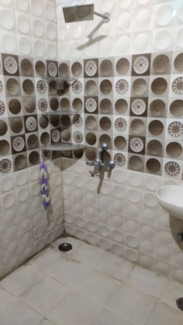Bathroom, sector 4 1 Bedroom 856 Sq.Ft. Independent House In Sector 4 Gurgaon 10736533