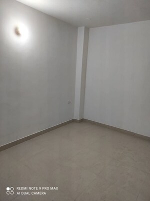 Room in 1 BHK Independent House at Sector 4 – for Rent