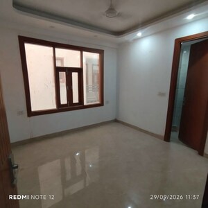 Room in 3 BHK Builder Floor at Mehrauli – for Sale