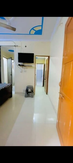 Room in 1 BHK Apartment at Dwarka Sector 16 – for Rent