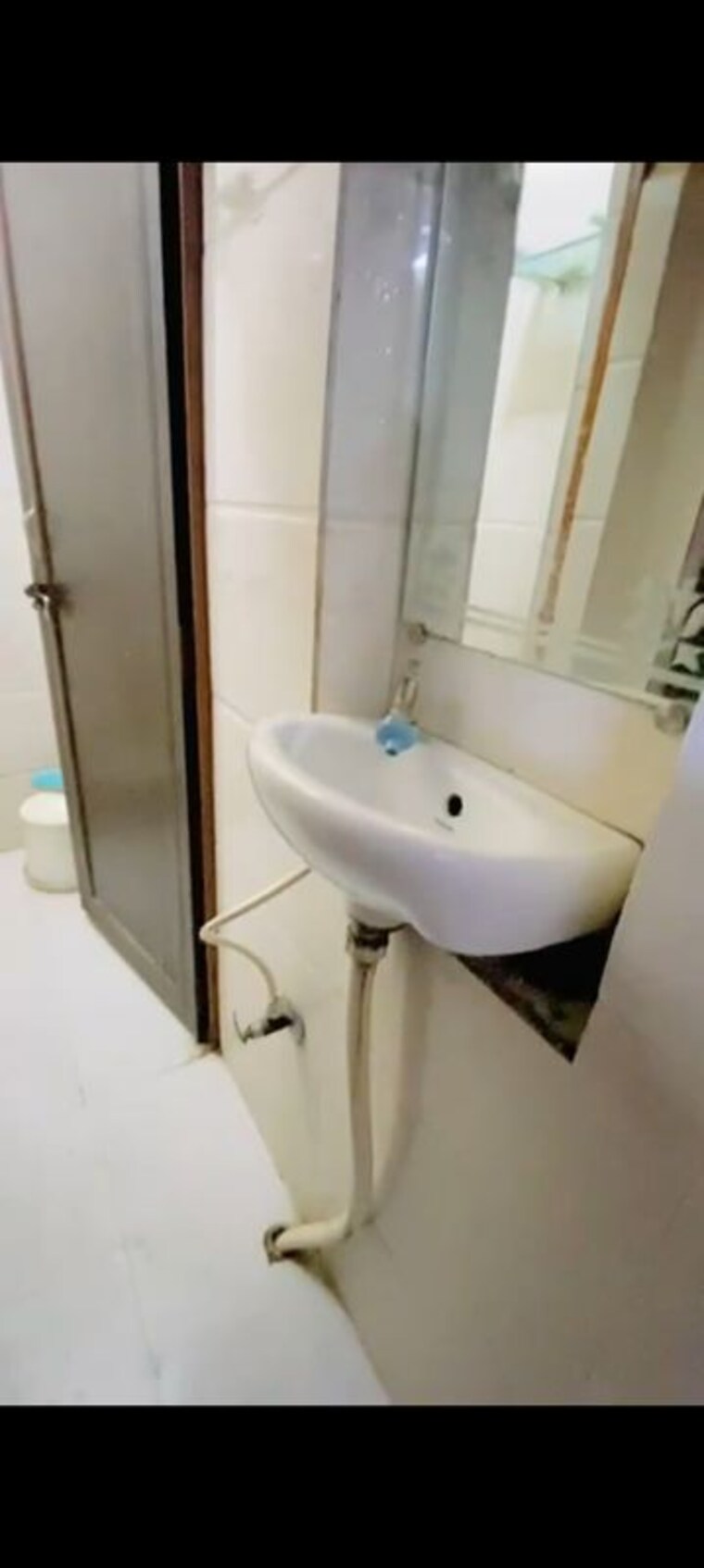 Bathroom, dwarka sector 16 1 Bedroom 600 Sq.Ft. Apartment In Dwarka Sector 16 Delhi 10735816