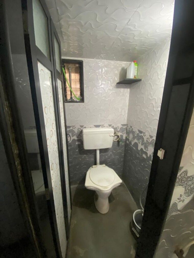 Bathroom, dombivli east 1 Bedroom 425 Sq.Ft. Apartment In Dombivli East Thane 10736572