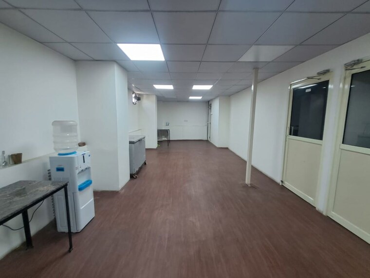 Kitchen, sector 63 Commercial Warehouse 1400 Sq.Ft. In Sector 63 Noida 10736485