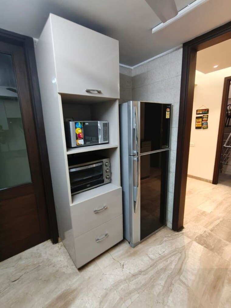 Bathroom, aba-orange-county 3 Bedroom 1800 Sq.Ft. Builder Floor In Ahinsa Khand 1 Ghaziabad 10736571