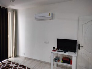Bathroom in 3 BHK Apartment at Shiva Enclave Zirakpur, Patiala Road – for Rent