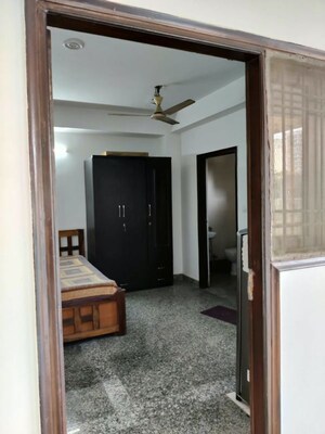 Room in 1 RK Builder Floor at Sector 55 – for Rent