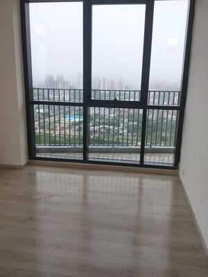 Room in 4 BHK Apartment at Ireo Skyon, Sector 60 – for Rent