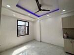 1 BHK +  450 Sq.Ft. Builder Floor in Neb Sarai