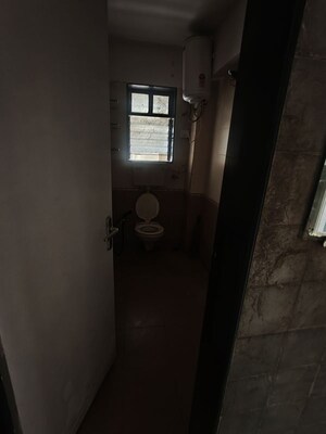 Bathroom in 3 BHK Apartment at Sierra Towers, Kandivali East – for Rent