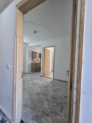 Room in 1 BHK Apartment at Freedom Fighters Enclave – for Rent