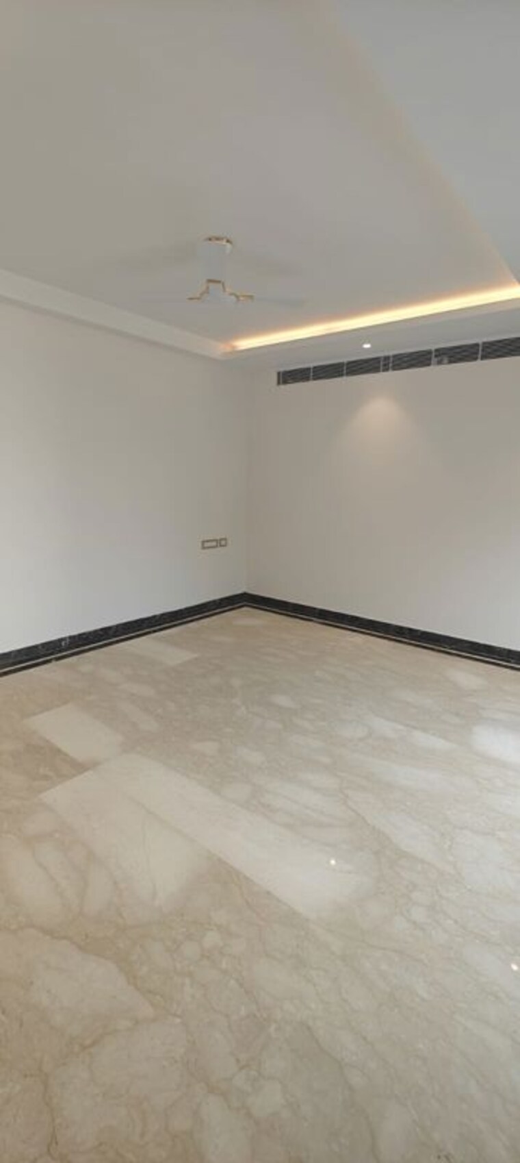 Room, greater kailash ii 4 Bedroom 5535 Sq.Ft. Builder Floor In Greater Kailash ii Delhi 10736663