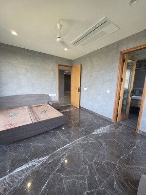 Furnished Amenities in 4 BHK Builder Floor at Sector 56 – for Rent