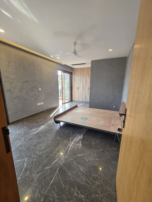Furnished Amenities in 4 BHK Builder Floor at Sector 56 – for Rent