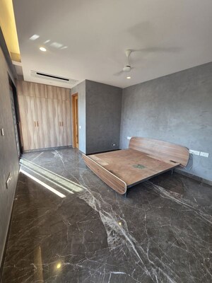 Staircase in 4 BHK Builder Floor at Sector 56 – for Rent