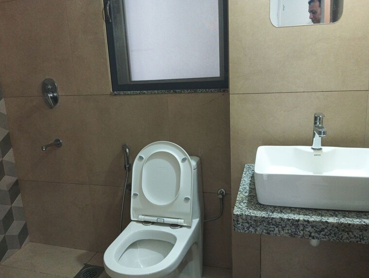 Bathroom, kalpataru-immensa 2 Bedroom 637 Sq.Ft. Apartment In Kolshet Road Thane 10736658