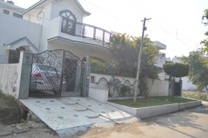 3 BHK Independent House – Exterior View View at Sector 4 - for Rent
