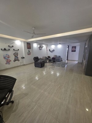 Team Area in 3 BHK Builder Floor at Sector 56 – for Rent