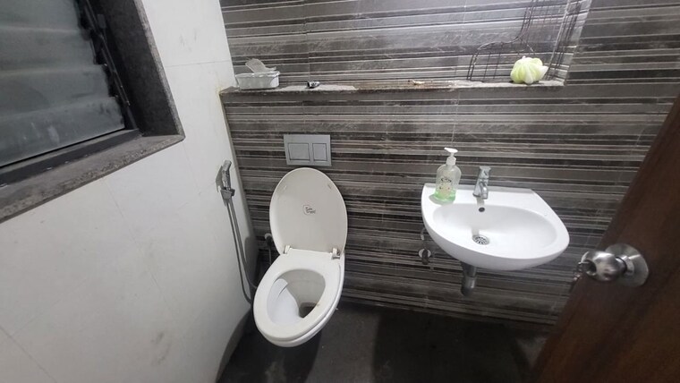 Bathroom, lodha-casa-urbano Pg For Boys In Dombivli East 10736692