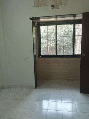 Room in 2 BHK Apartment at Shiv Bhagtani Manor 3B CHS, Chandivali – for Rent