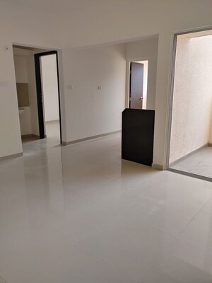 Furnished Amenities in 3 BHK Apartment at Royal Vatika Apartment, Baner – for Rent