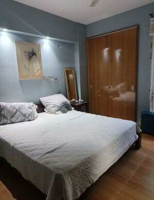 Bedroom in 3 BHK Apartment at Orchid Petals, Sector 49 – for Rent