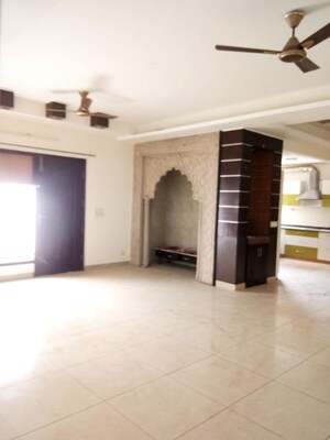 Living Room in 3 BHK Independent House at Sector 4 – for Rent