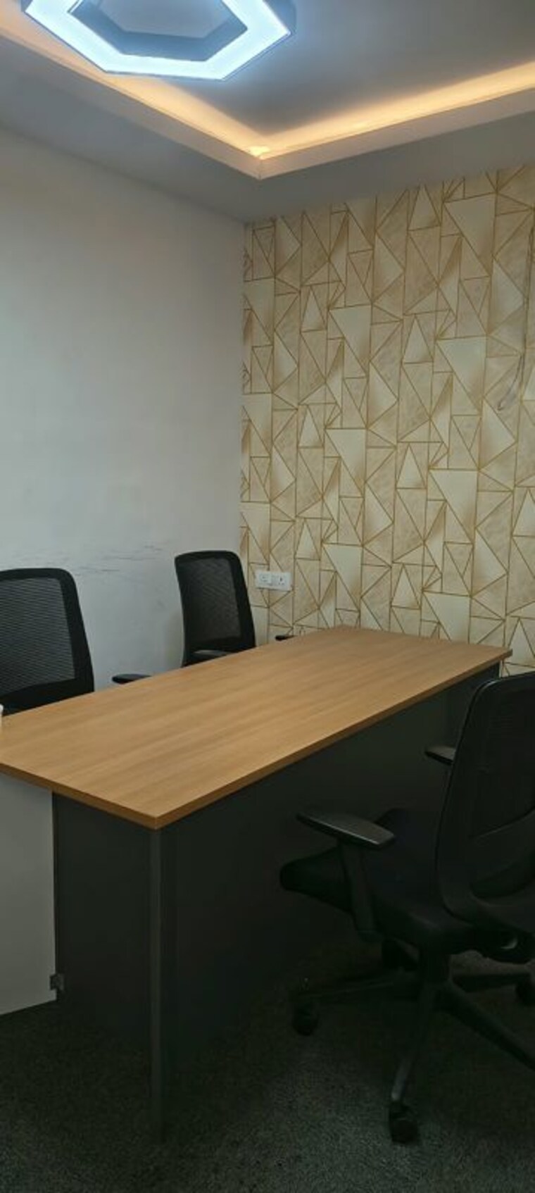 Team Area, sector 63 Commercial Office Space 1000 Sq.Ft. In Sector 63 Noida 10736764