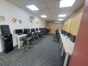  Office Space For Rent in Sector 63