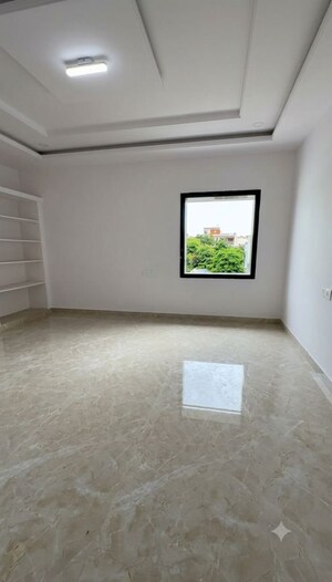Room in 5 BHK Independent House at Yapral – for Sale