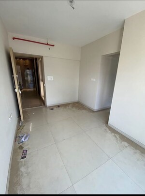 Room in 2 BHK Apartment at Sugee Atharva, Prabhadevi – for Sale