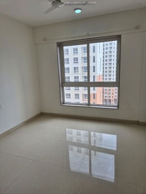 Room in 3 BHK Apartment at Hubtown Rising City, Ghatkopar East – for Rent