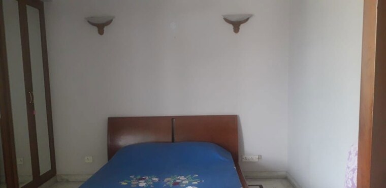 undefined, panchsheel park 4 Bedroom 515 Sq.Yd. Builder Floor In Panchsheel Park Delhi 10736806