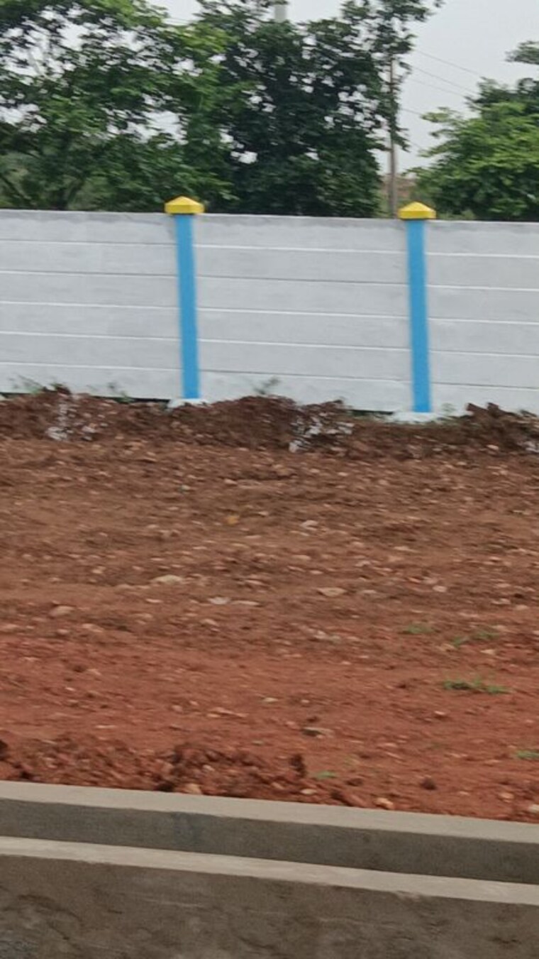  Parking, peddipalem  133 Sq.Yd. Plot In Peddipalem Vizag 10736813