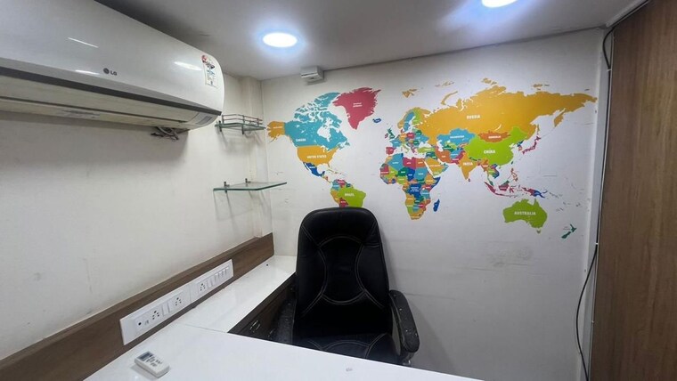 Team Area, express-zone Commercial Office Space 100 Sq.Yd. In Malad East Mumbai 10736834