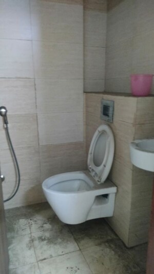 Bathroom in 4 BHK Apartment at Sector 76 – for Rent