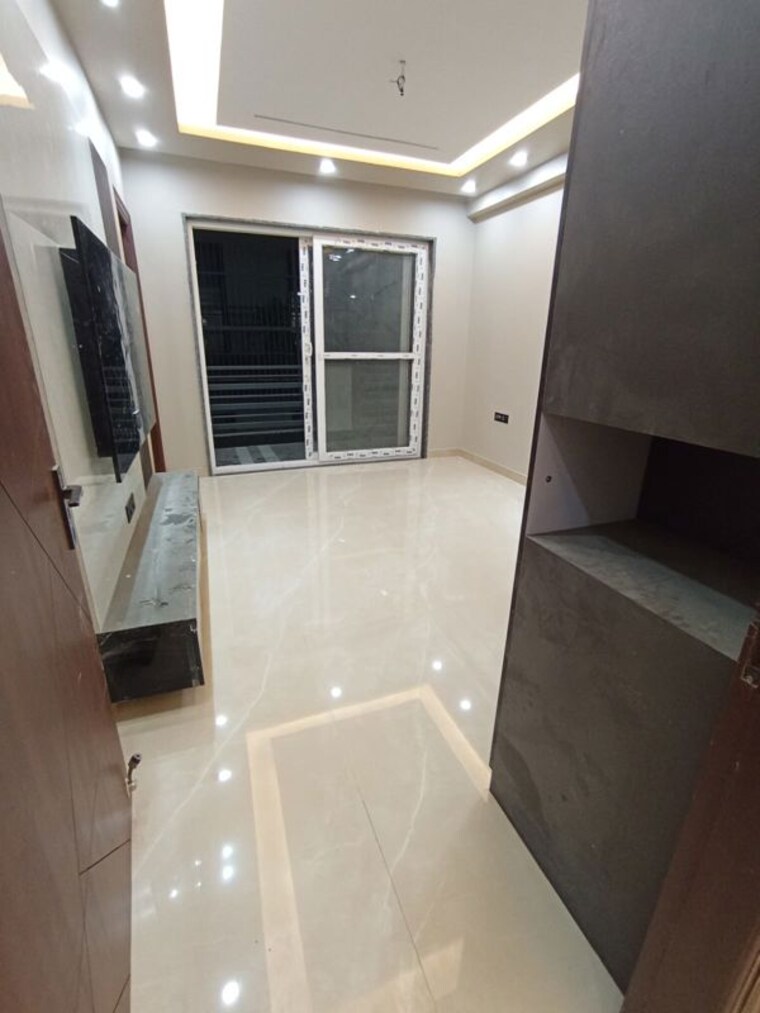 Bathroom, sector 4 3 Bedroom 2000 Sq.Ft. Independent House In Sector 4 Gurgaon 10736859