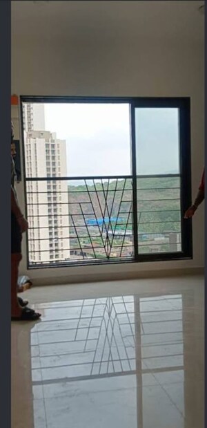 1 BHK Apartment For Rent in Haware Grand Edifice, Malad East