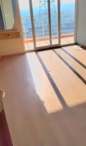 Room in 3 BHK Apartment at Capital Residency 360, Sector 70a – for Rent