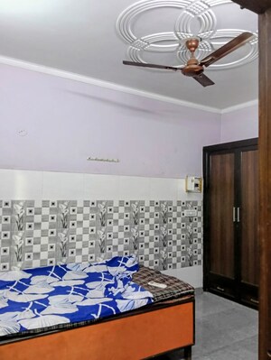 Bedroom in 2 BHK Apartment at Dwarka Sector 16 – for Rent
