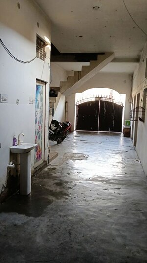 Parking in 4 BHK Independent House at Transport Nagar – for Sale