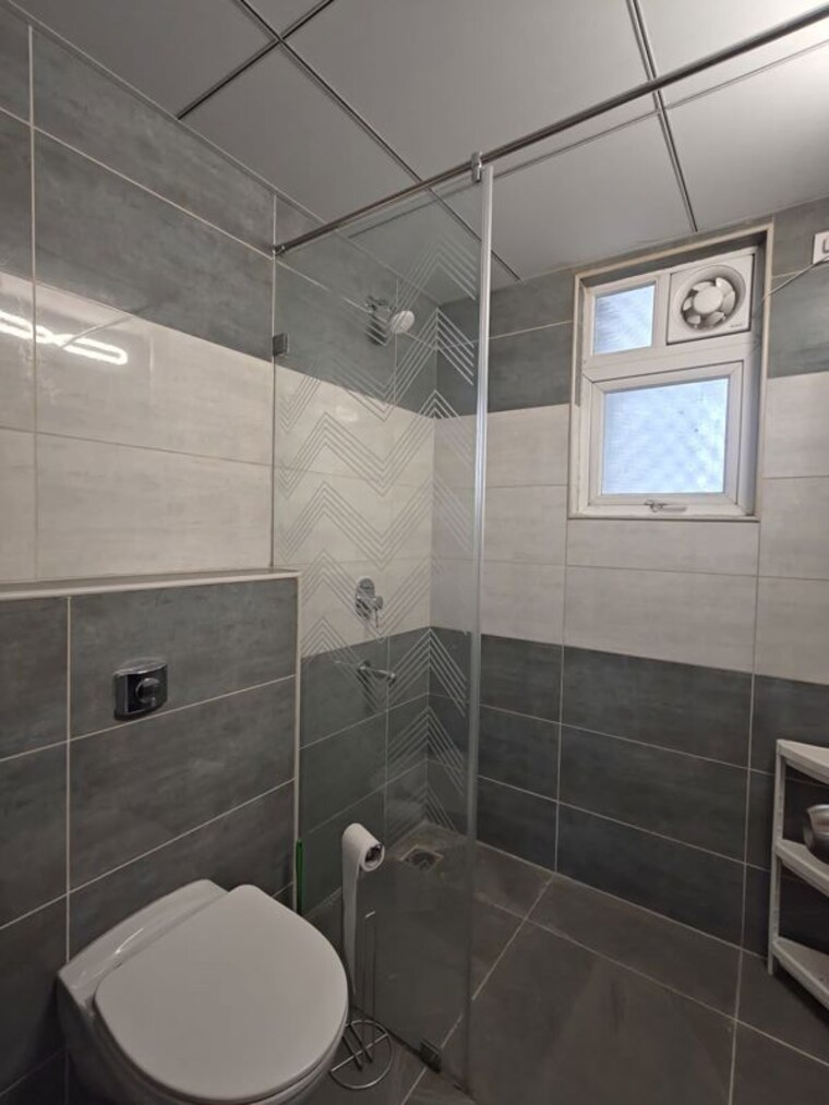Bathroom, incor-carmel-heights 3 Bedroom 1533 Sq.Ft. Apartment In Whitefield Bangalore 10736943