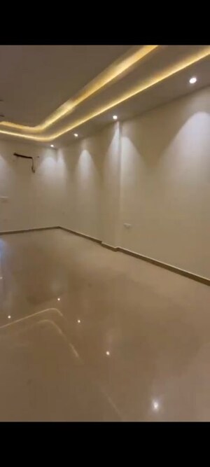 4 BHK Builder Floor For Sale in Pitampura