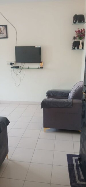 Furnished Amenities in 1 BHK Apartment at Kshitij CHS, Yerawada – for Rent