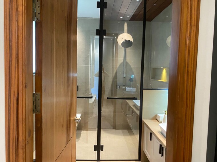 Bathroom, aerocity 4 Bedroom 4262 Sq.Ft. Apartment In Aerocity Chandigarh 10736875