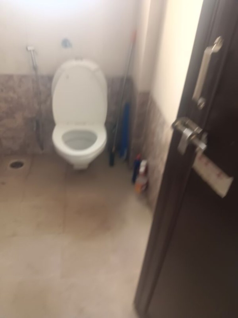 Bathroom, baner 1 Bedroom 570 Sq.Ft. Apartment In Baner Pune 10737006
