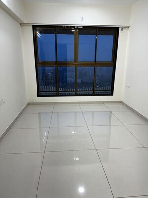 Room in 2 BHK Apartment at Chandak 34 Park Estate, Goregaon West – for Rent