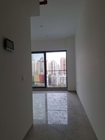 3 BHK 1001 Sq.Ft. Apartment in Viceroy Savana