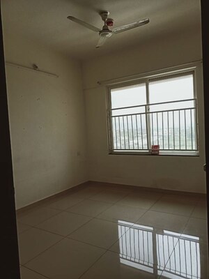 Room in 1 BHK Apartment at Kolte Patil Life Republic, Hinjewadi – for Rent