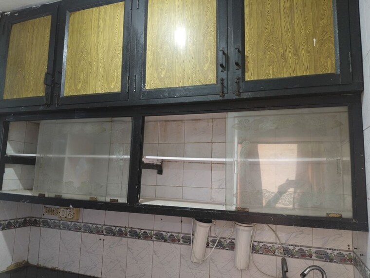 Kitchen, shalimar bagh 4 Bedroom 1720 Sq.Ft. Apartment In Shalimar Bagh Delhi 10727314
